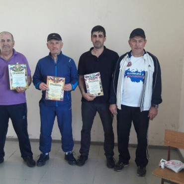 Спортивные соревнования по теннису в честь Дня Победы